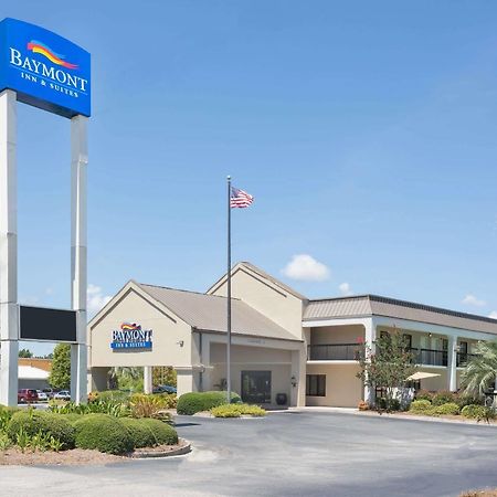 Baymont By Wyndham Orangeburg North Hotel Exterior photo