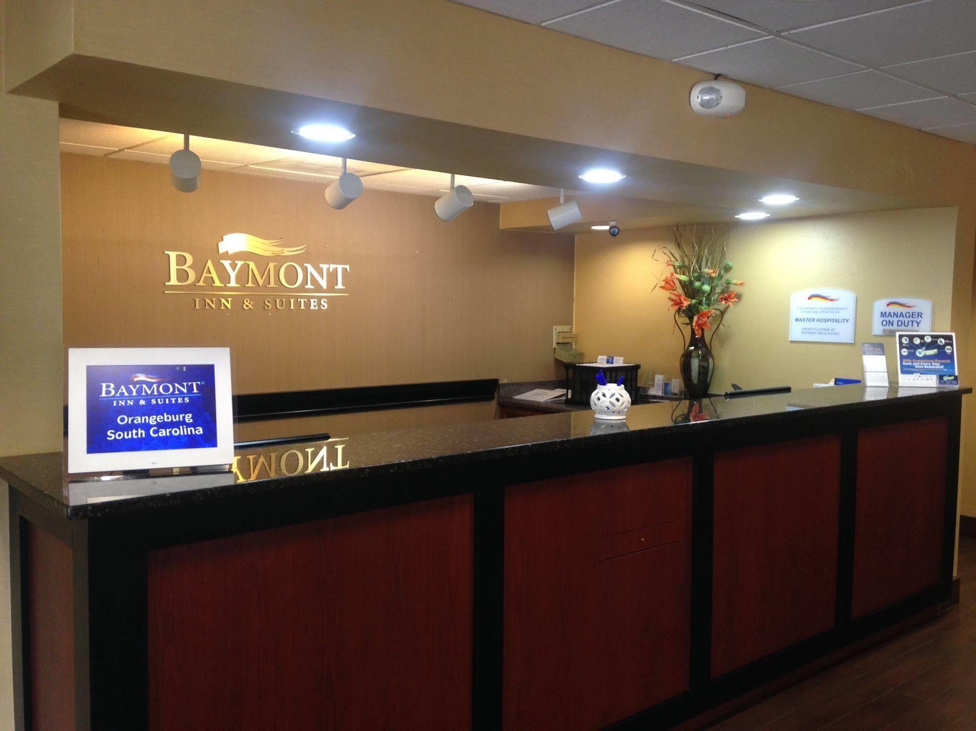 Baymont By Wyndham Orangeburg North Hotel Exterior photo